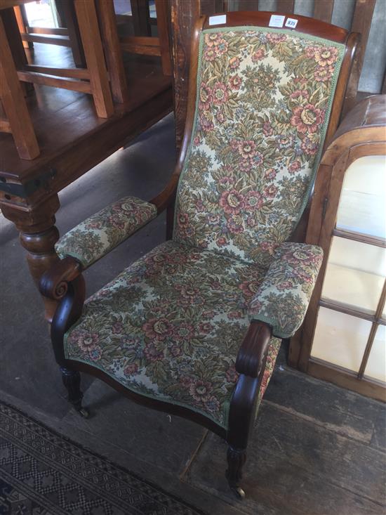 William IV mahogany armchair(-)